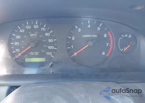 2000 Nissan Xterra Xe I4 из США, поврежденный, VIN 5N1DD28T5YC570565